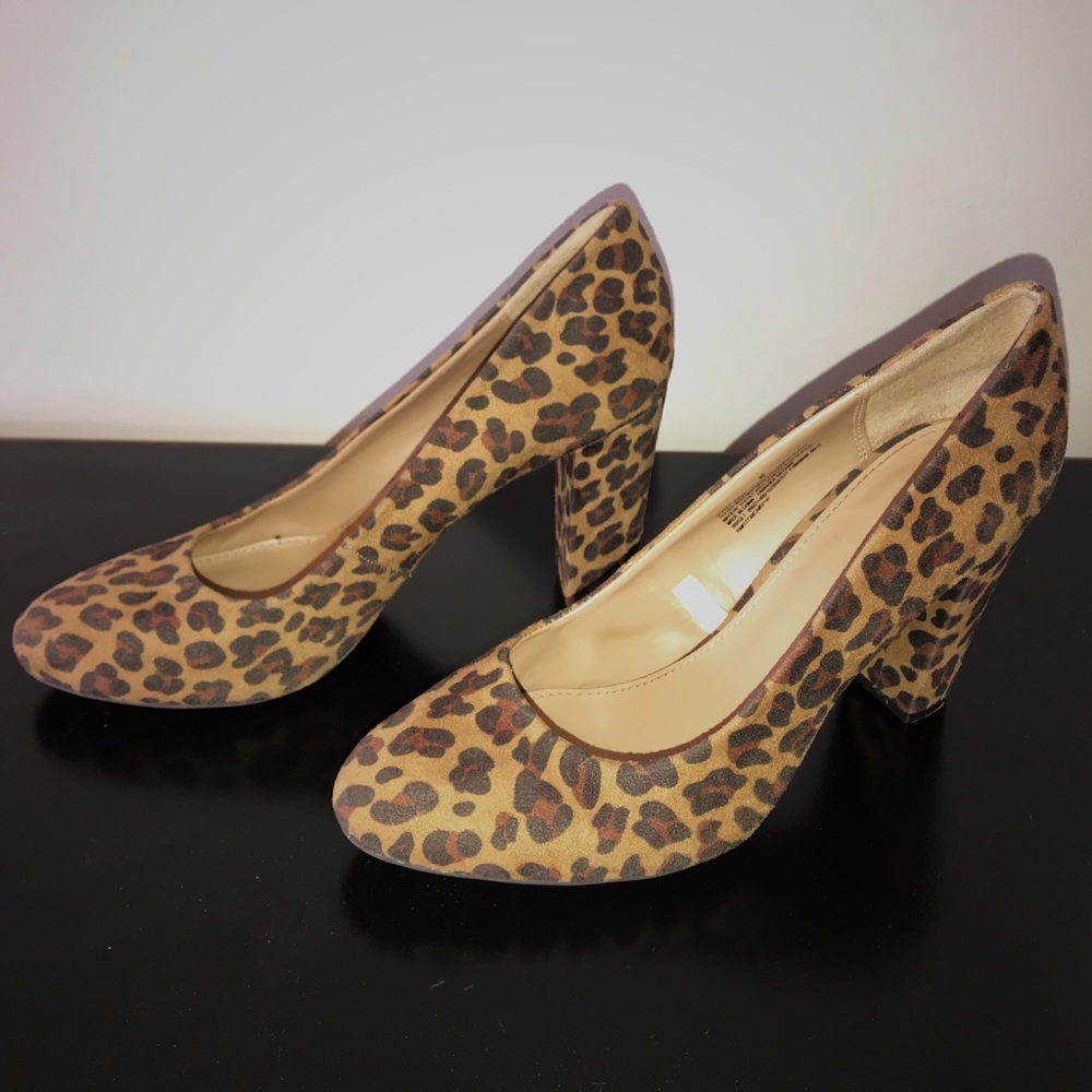 Merona leopard print shoes